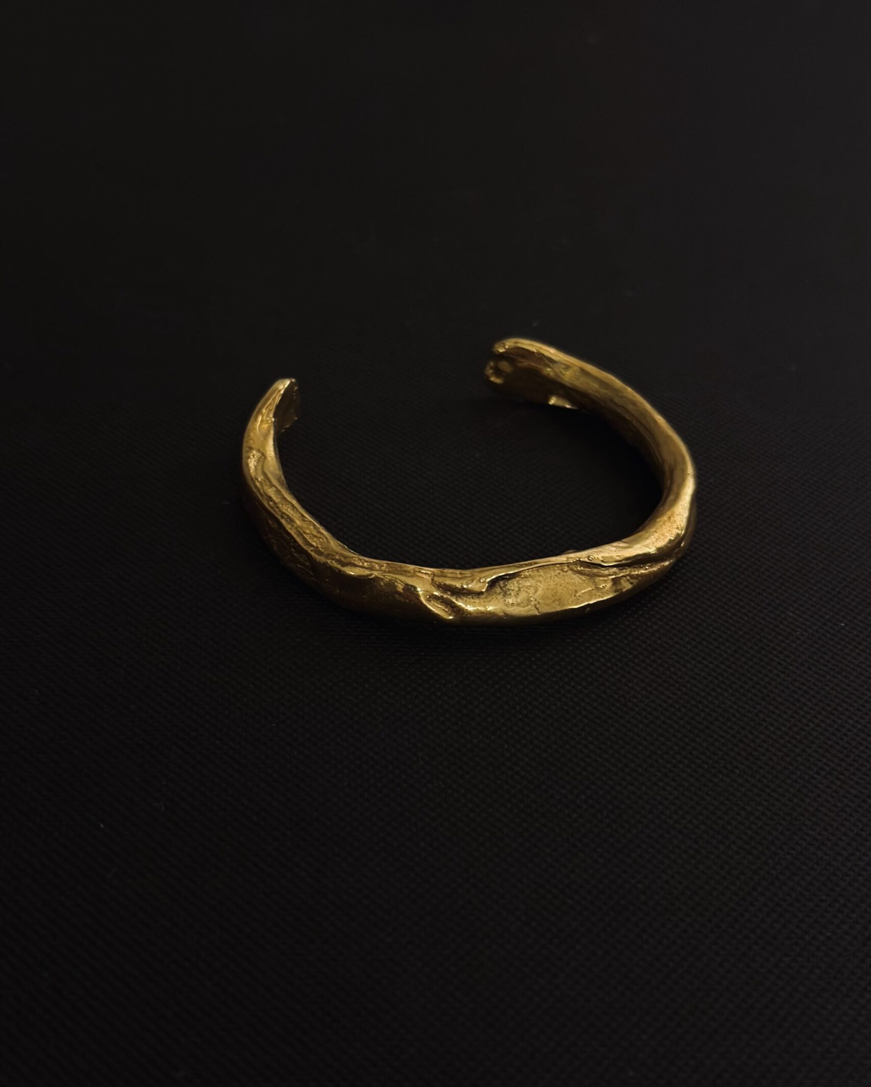 Hug Bangle