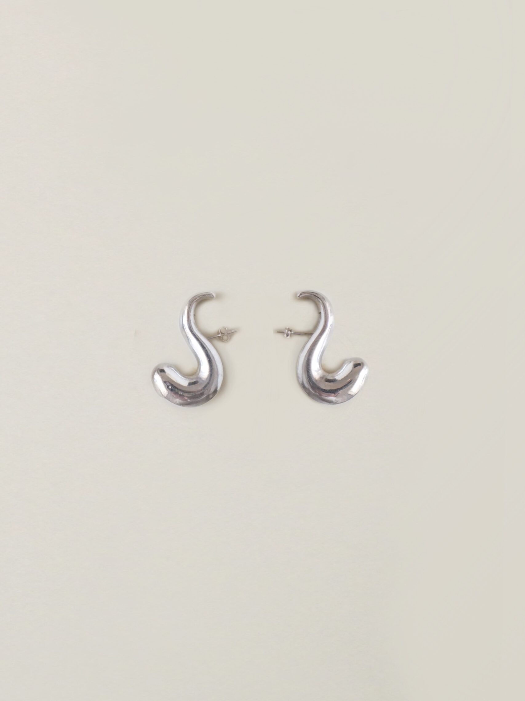Sculpt S Earrings - Image 3